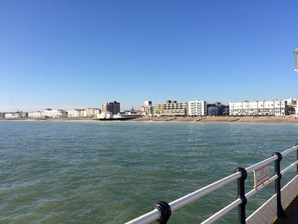 Park View - Two Bedroom * Worthing