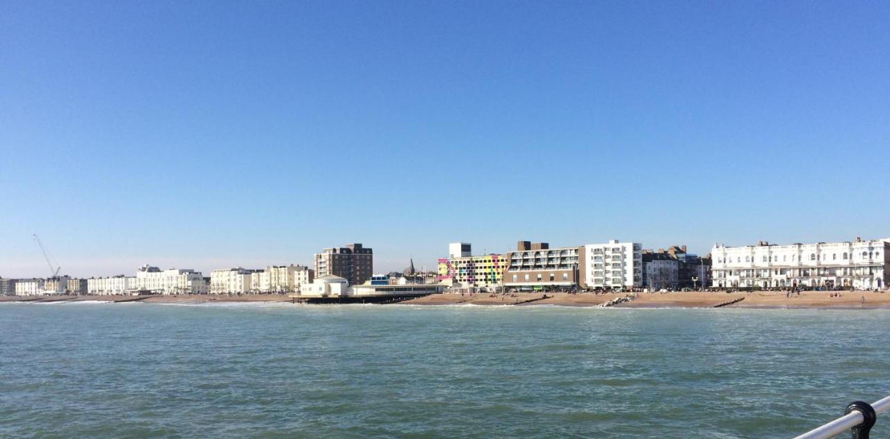 Park View - Two Bedroom * Worthing